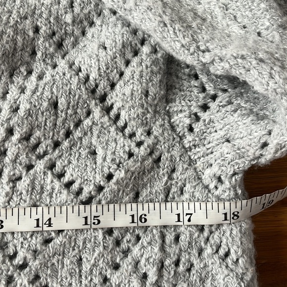 NWOT Anthropologie Pointelle Puff Sleeves Jewel Buttons V-Neck Cardigan - Picture 11 of 13